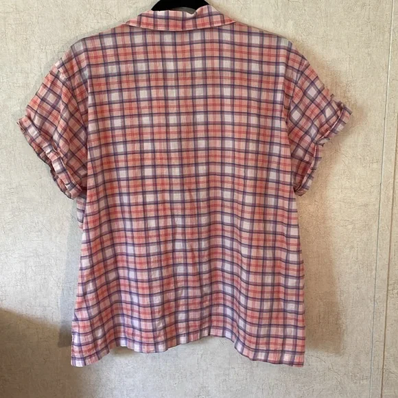 Eddie Bauer women’s cotton short sleeve button up v neck shirt. Size xl. - Picture 2 of 11